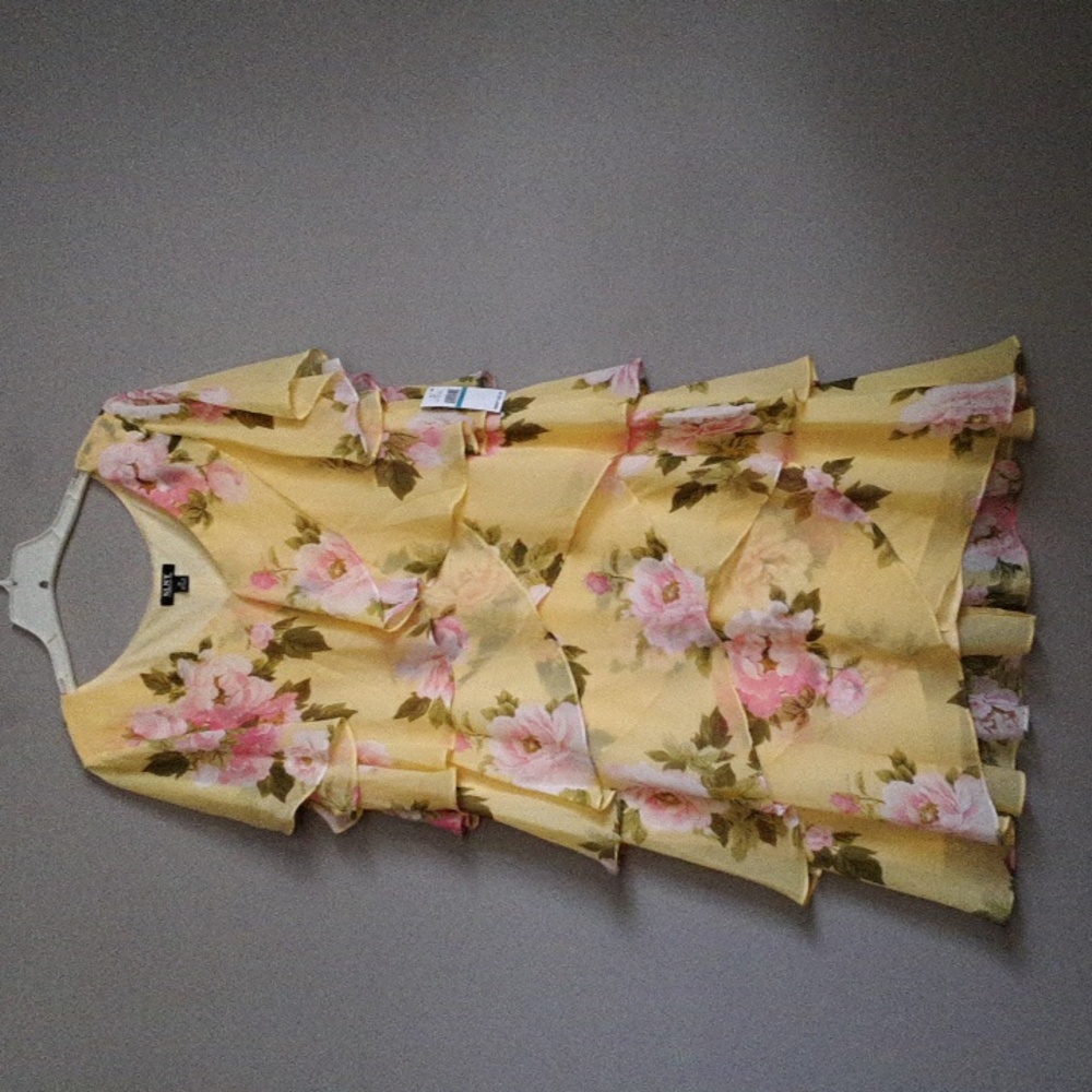 SLNY Yellow Floral Ruffle Tiered Dress